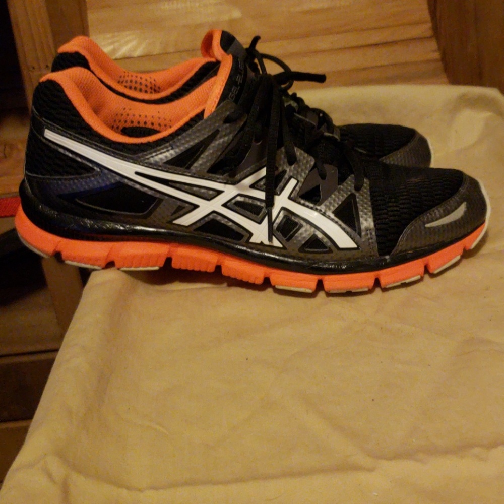 Asics gel blurred 33